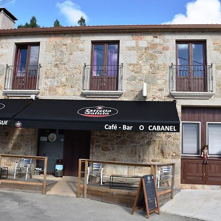 O Cabanel Albergue-Bar Villastose Bagian luar foto